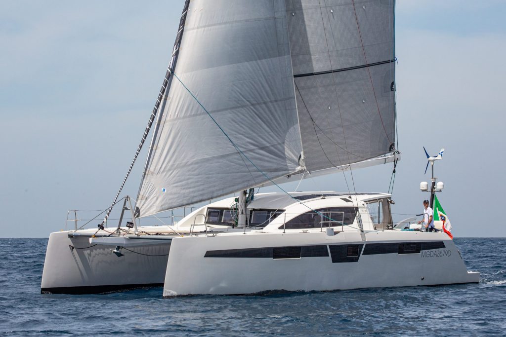 multihull - c-cat 48 - comar 